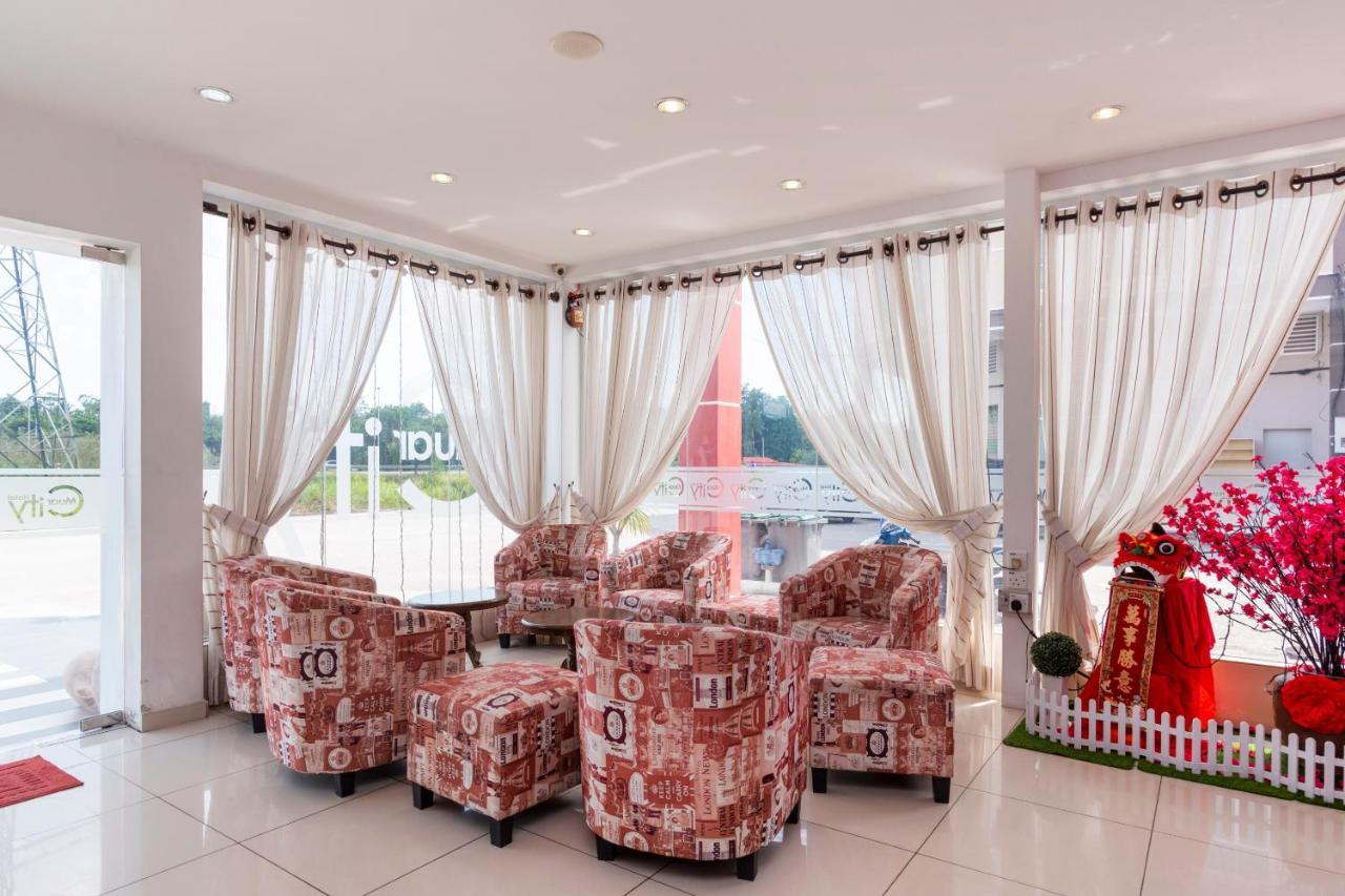 Muar City Hotel מראה חיצוני תמונה